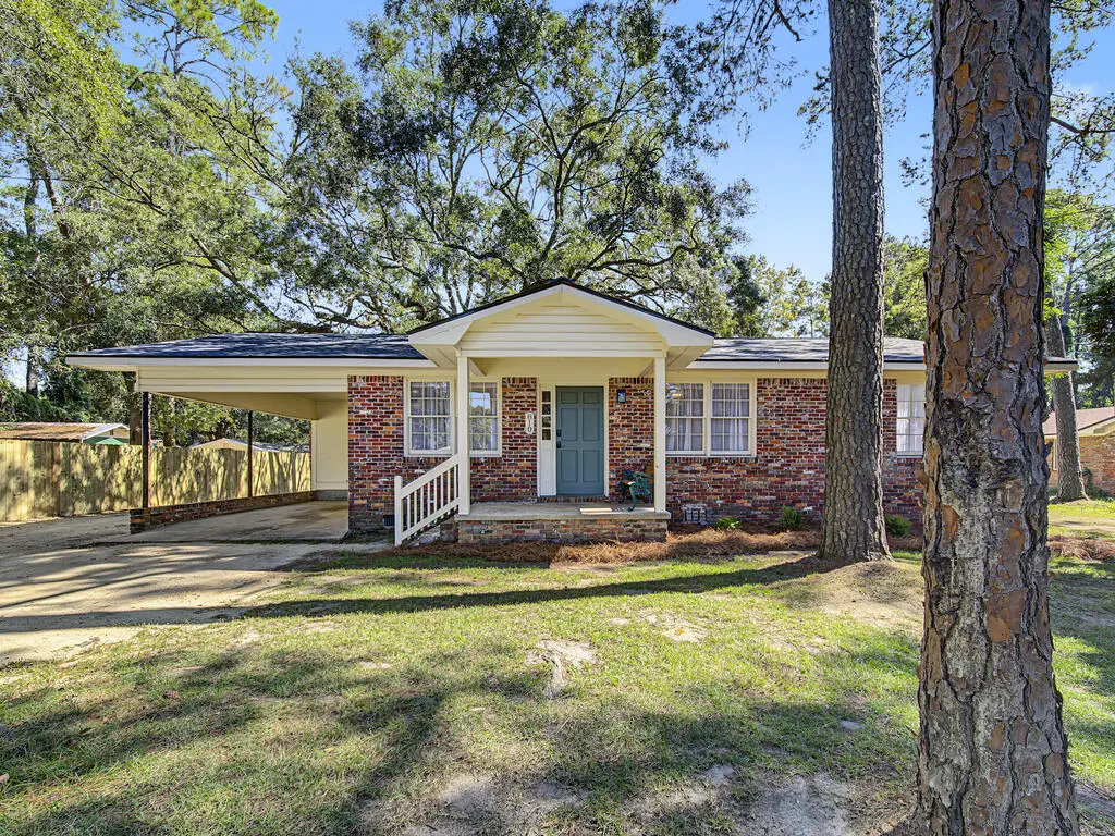 810 N Pinetree Blvd, Thomasville, GA 31792 - #1