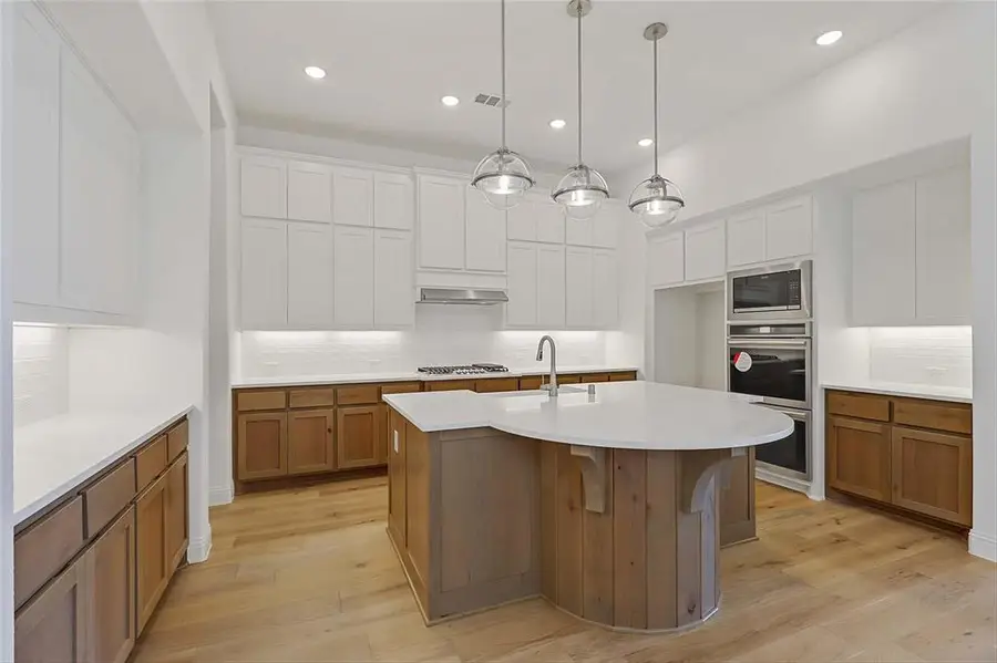 14328 Capridge Road, Fort Worth, TX 76008 - Image #2