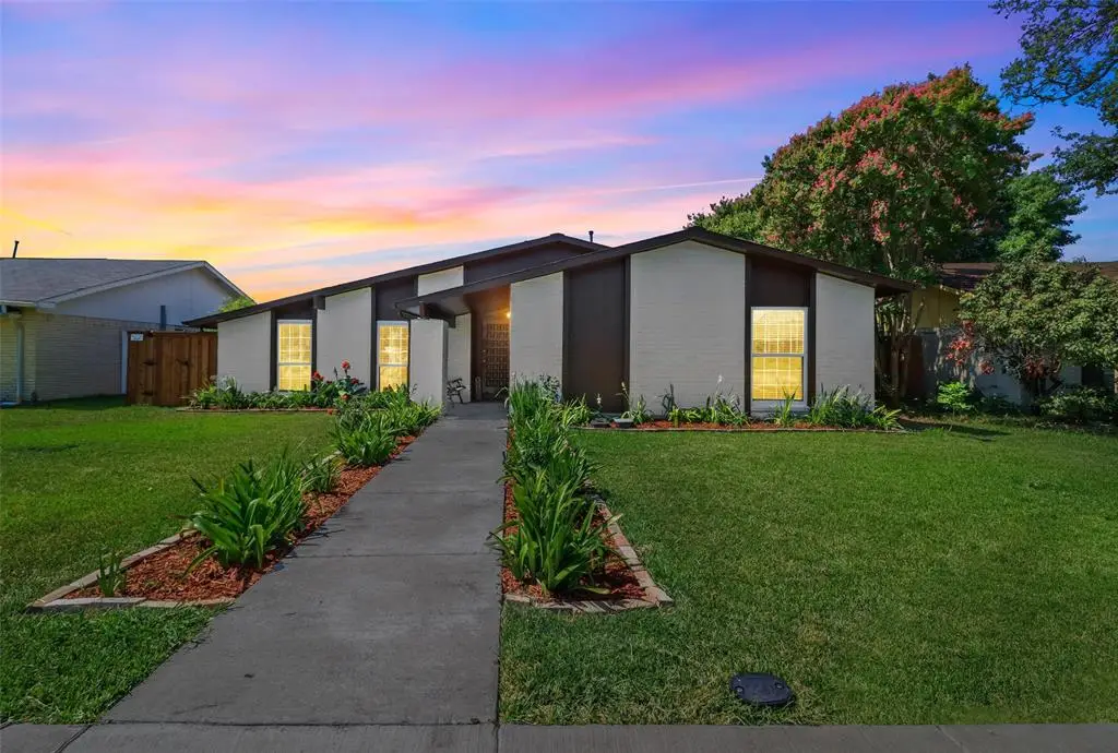 3124 Barton Road, Carrollton, TX 75007 - Image #1