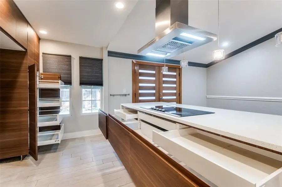 1113 Edwards Court S, Irving, TX 75062 - Image #2