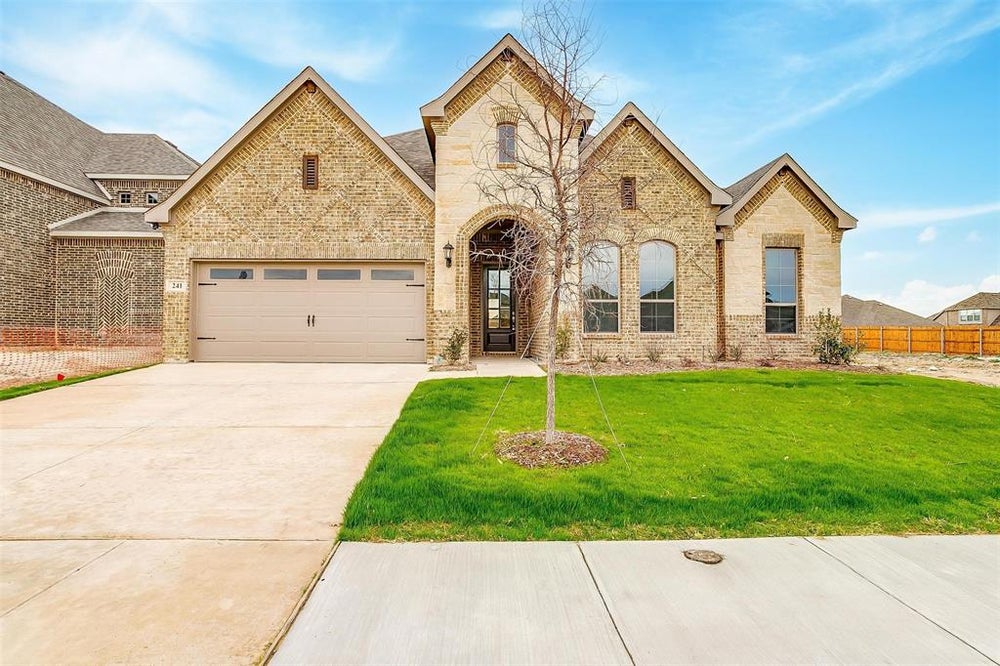 241 Resting Place Road, Waxahachie, TX 75165 BHGRE