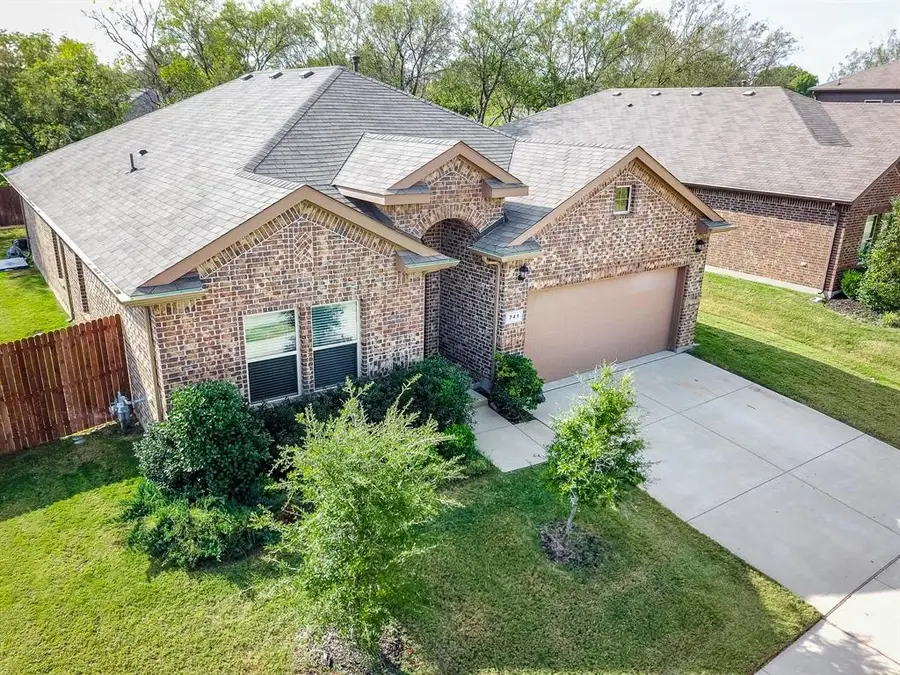 741 Redding Drive, Saginaw, TX 76131 - Image #2