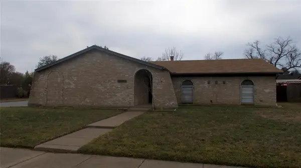 7636 Castillo Road, Fort Worth, TX 76112