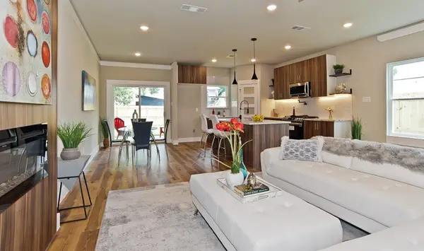 717 Sunset Avenue, Dallas, TX 75208