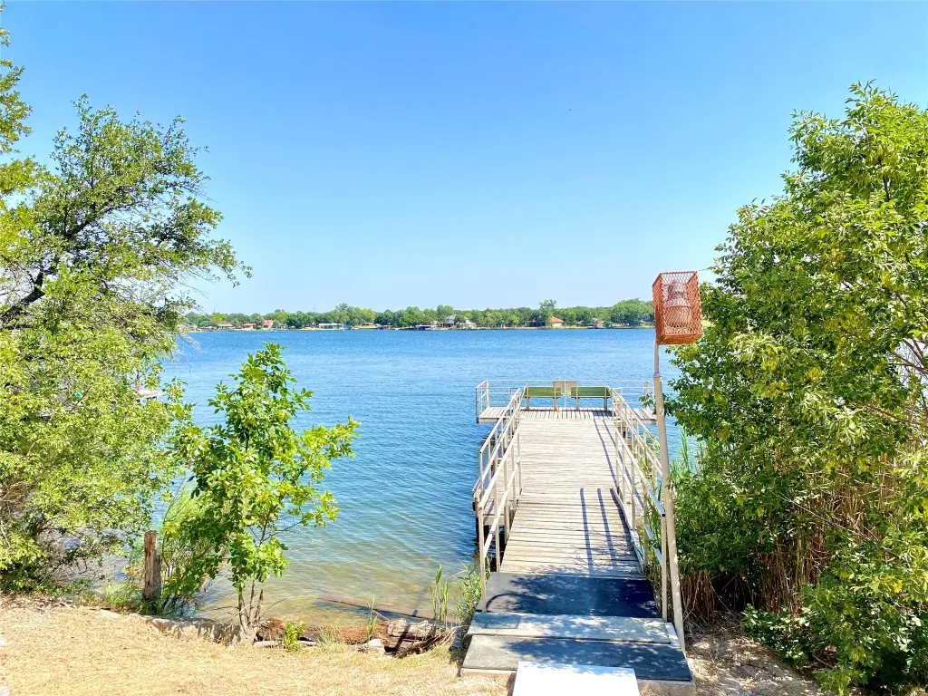 5102 Stoneridge Drive, Granbury, TX 76048 - Image #1