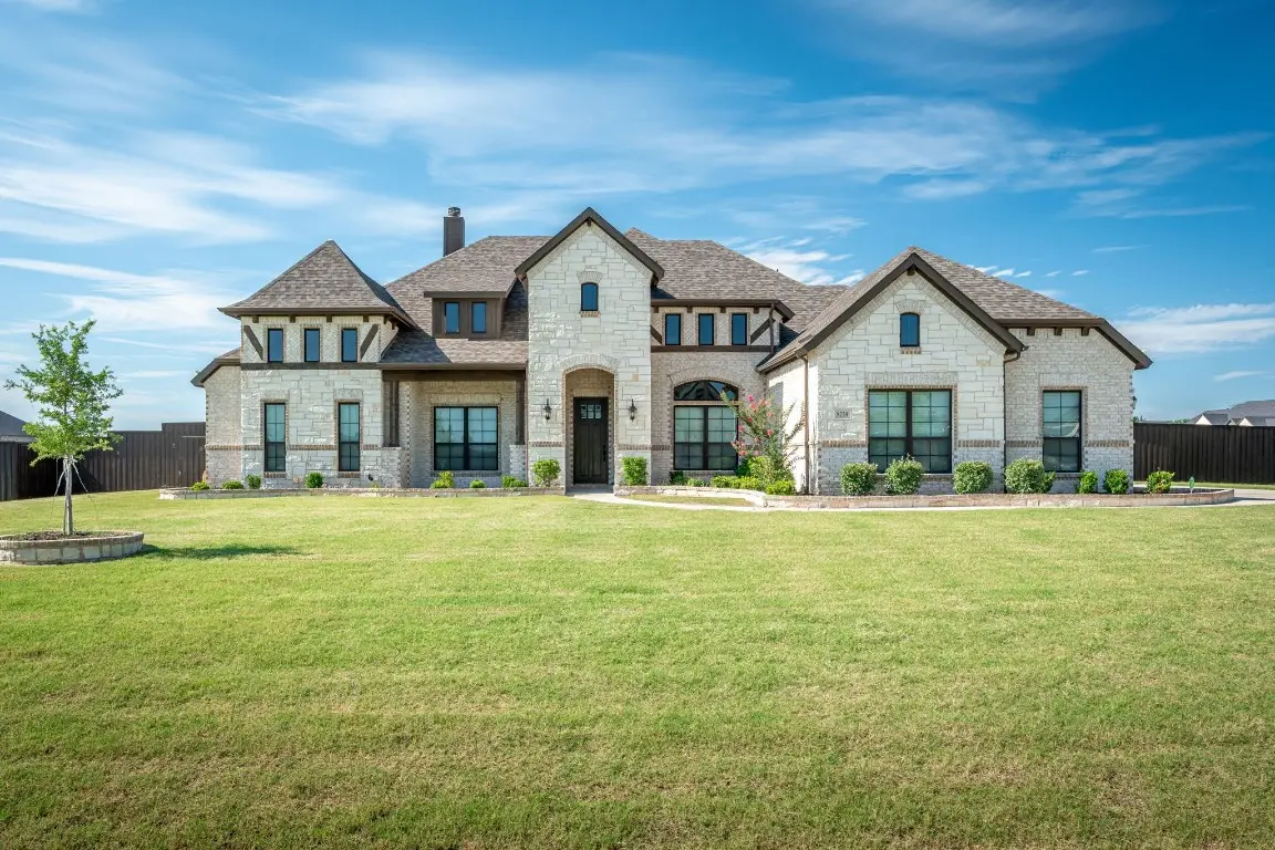 8220 Stonewall Drive, Waxahachie, TX 75167 - #1