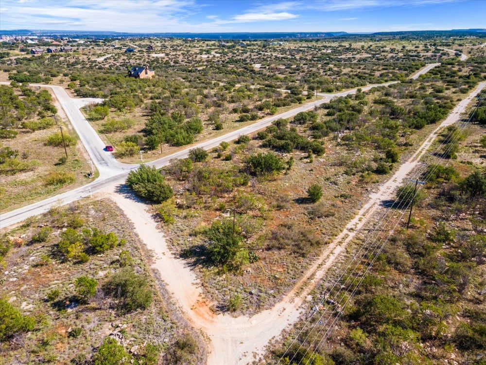 695 Spyglass Drive, Graford, TX 76449 BHGRE