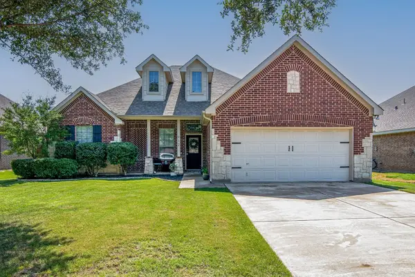 912 Robbins Way, Saginaw, TX 76179