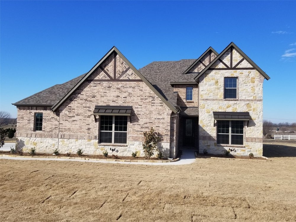 1455 West Farminton Road, Van Alstyne, TX 75495 BHGRE