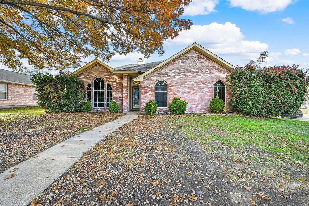 8213 Quail Glenn Court, Rowlett, TX 75089 BHGRE