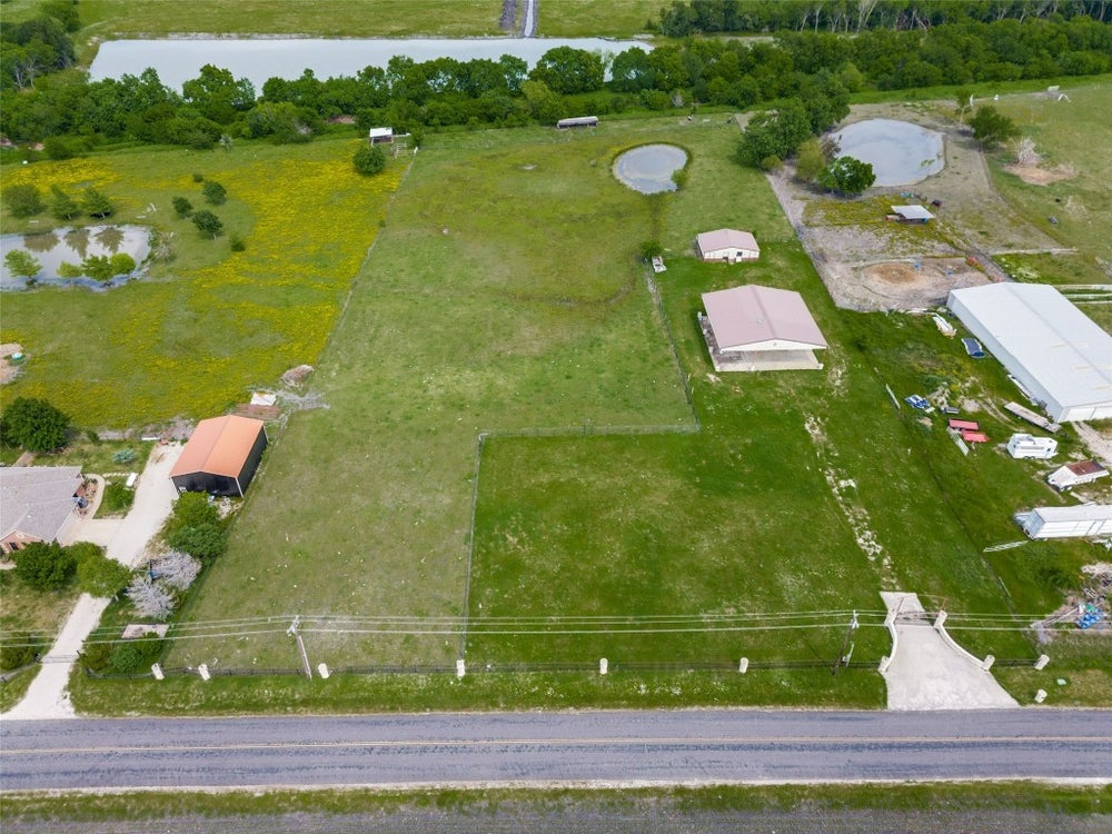 6533 County Road 640, Nevada, TX 75173 BHGRE