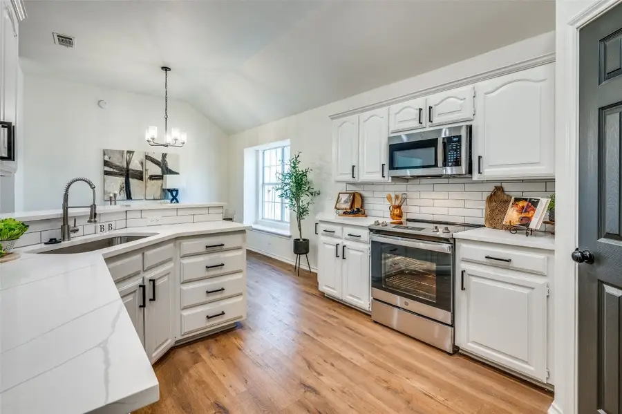 8908 Marti Lane, North Richland Hills, TX 76182 - #2