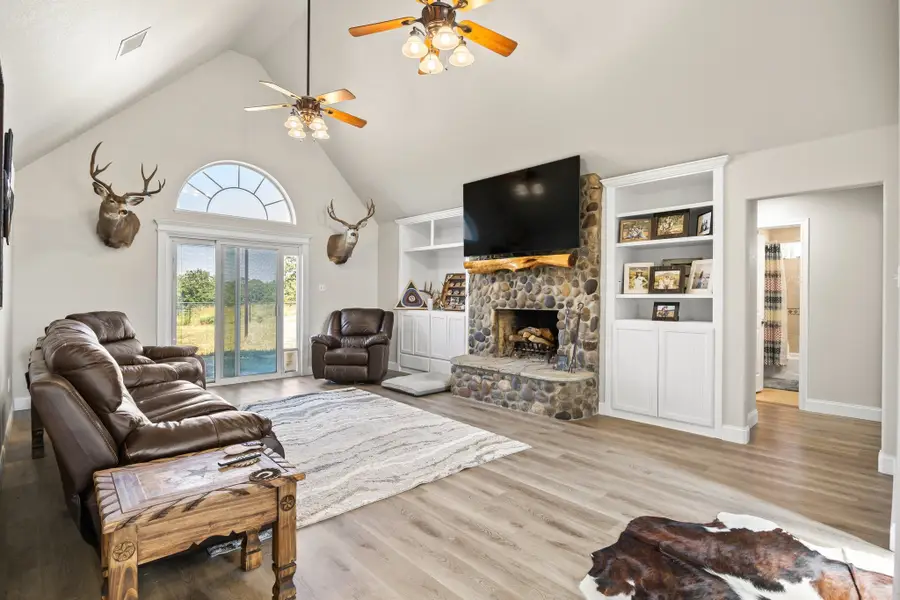 3380 Mineral Wells Highway, Weatherford, TX 76088 - Image #2