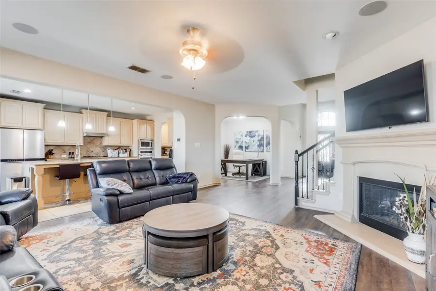 7101 Truchas Peak Trail, Fort Worth, TX 76131 - #2