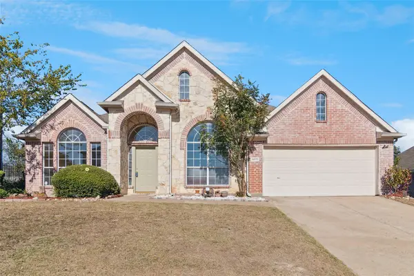1071 Streamside Drive, Cedar Hill, TX 75104