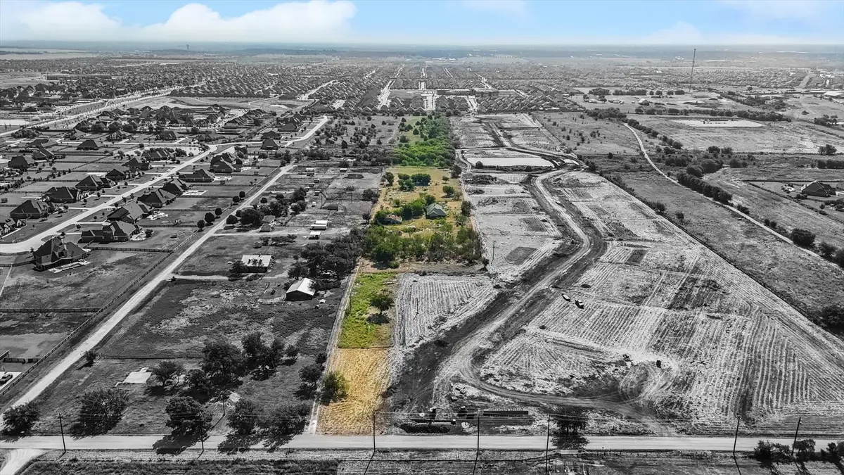 7331 Faught Road, Argyle, TX 76226 - Image #1