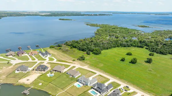 1800 S Laguna S, Pelican Bay, TX 76020