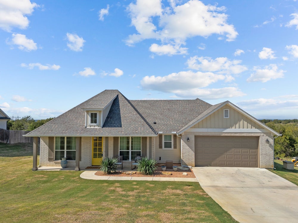 139 Timber Valley Lane, Weatherford, TX 76085 BHGRE