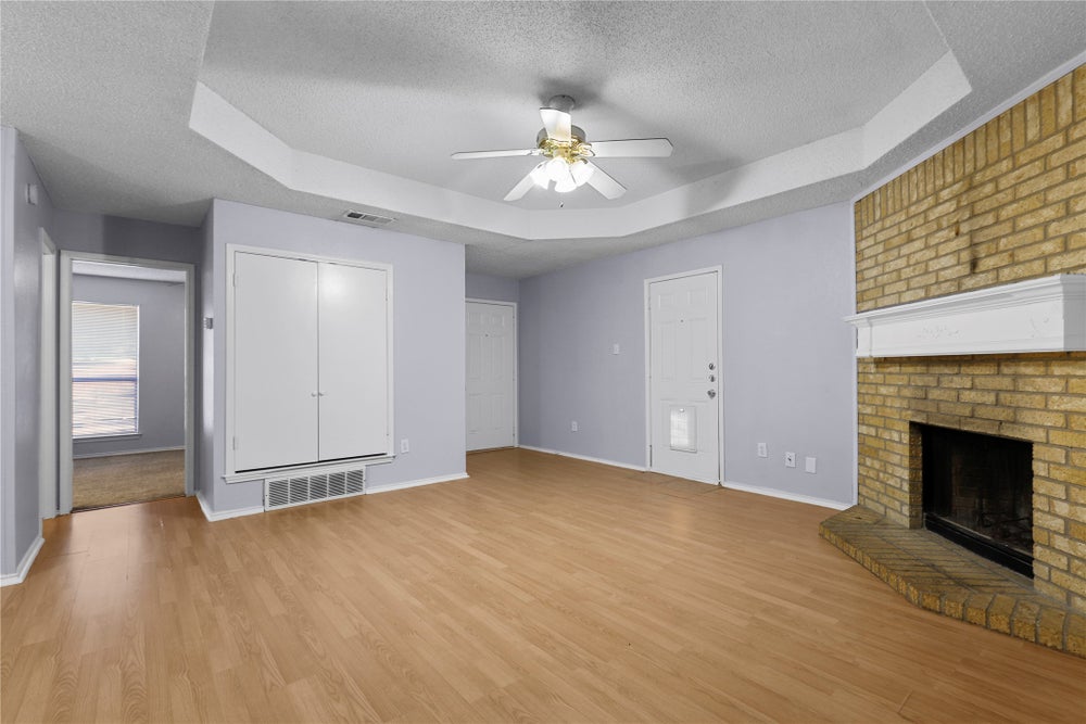 5918 Tinsley Drive, Arlington, TX 76017 BHGRE