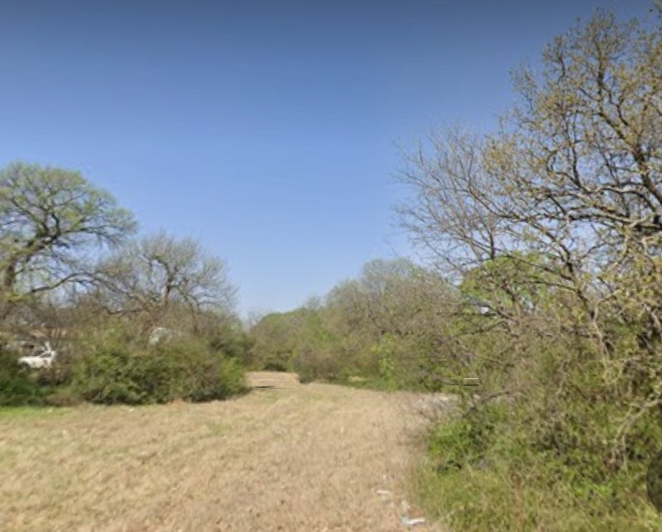 1824 Coleman Avenue, Fort Worth, TX 76105 BHGRE