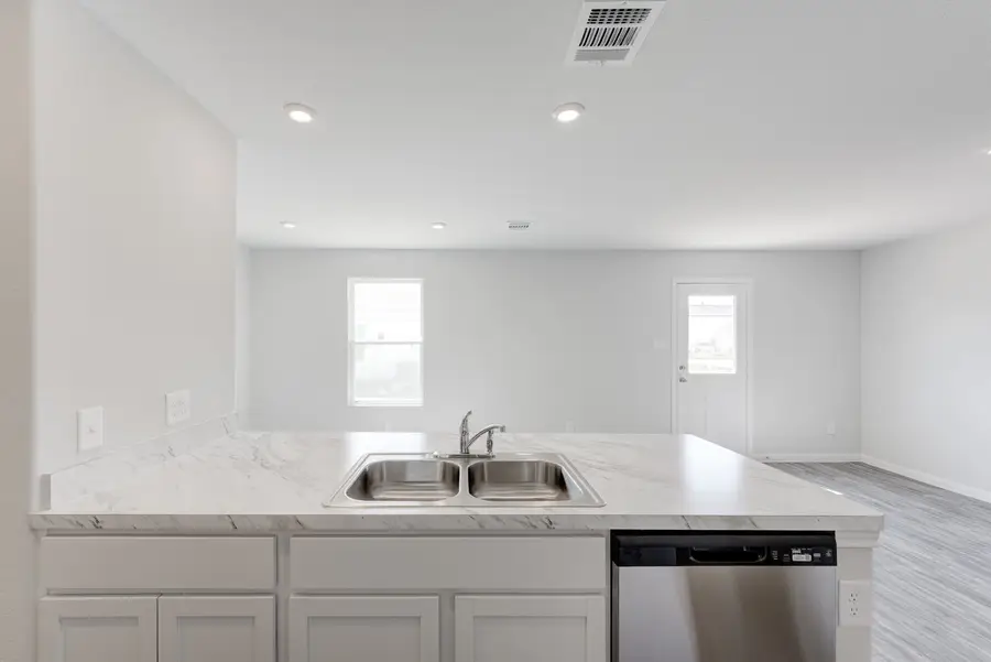 408 Lens Street, Eastland, TX 76448 - Image #3