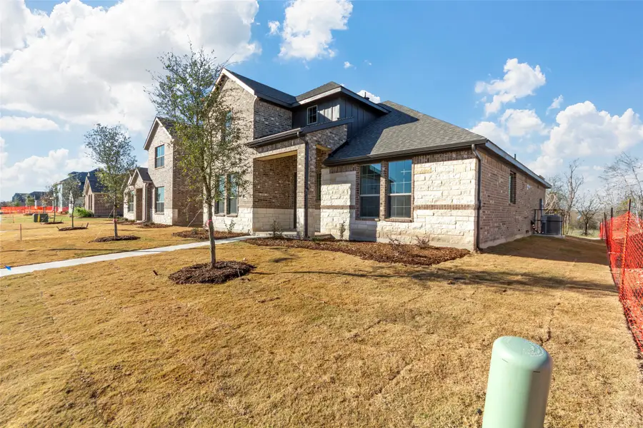 1529 Addison Drive, Lancaster, TX 75134 - Image #3