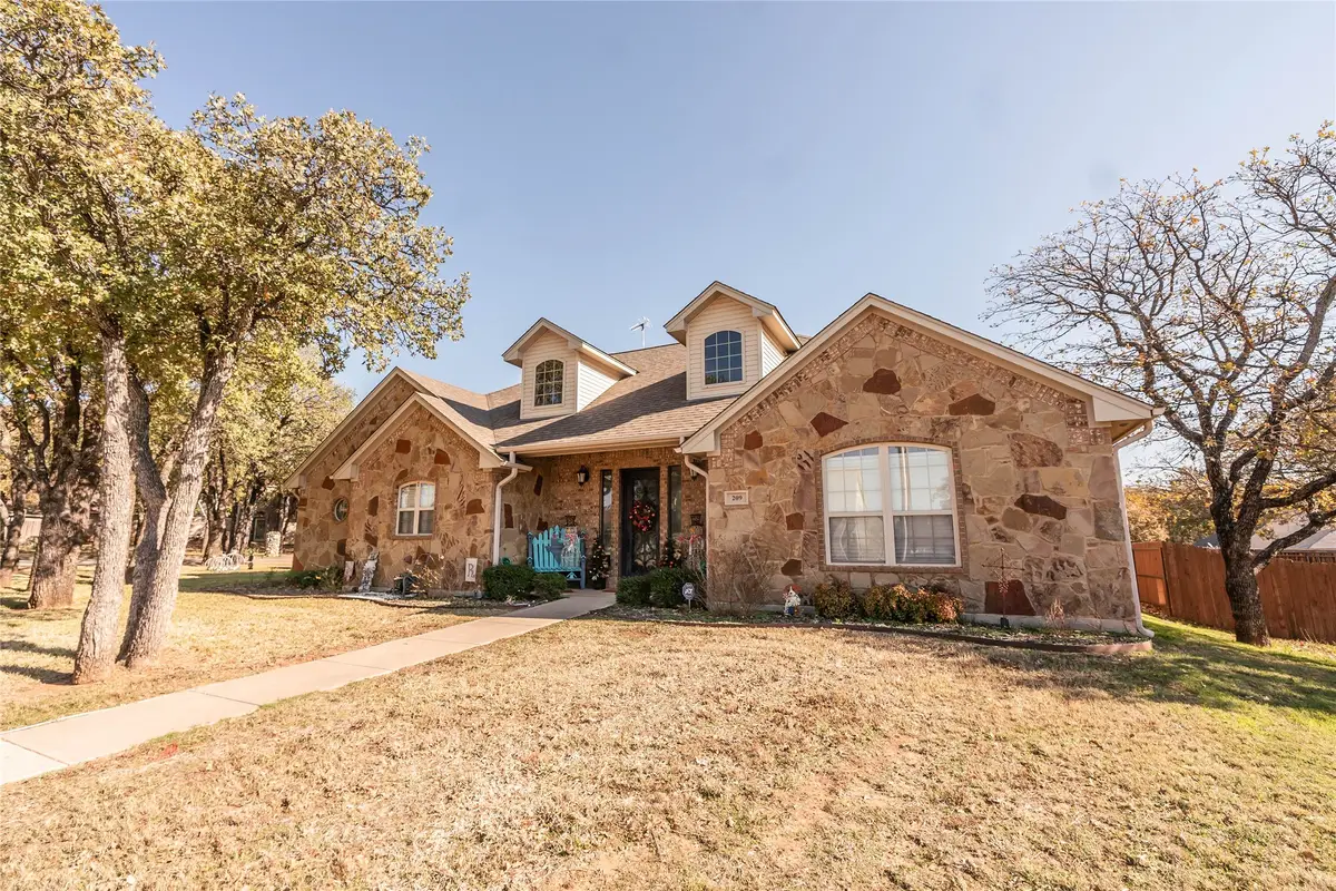 209 Benton Street, Nocona, TX 76255 - #1