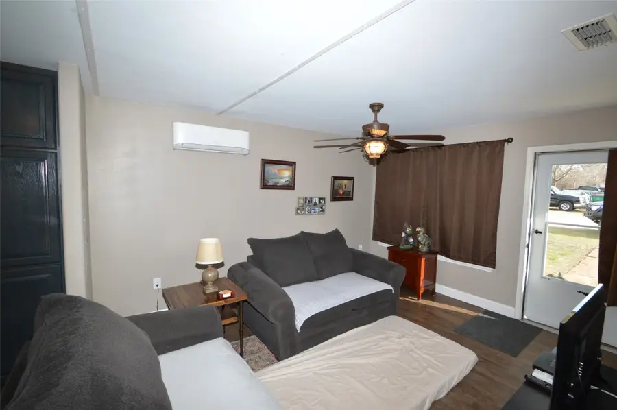 507 N 6th Street, Lometa, TX 76853 - #3