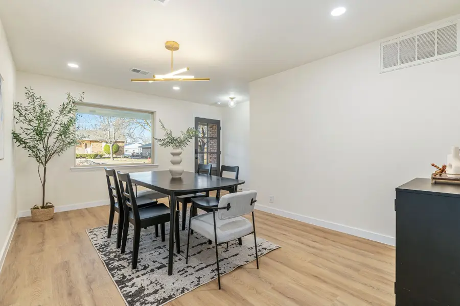 308 Allenwood Drive, Allen, TX 75002 - Image #3