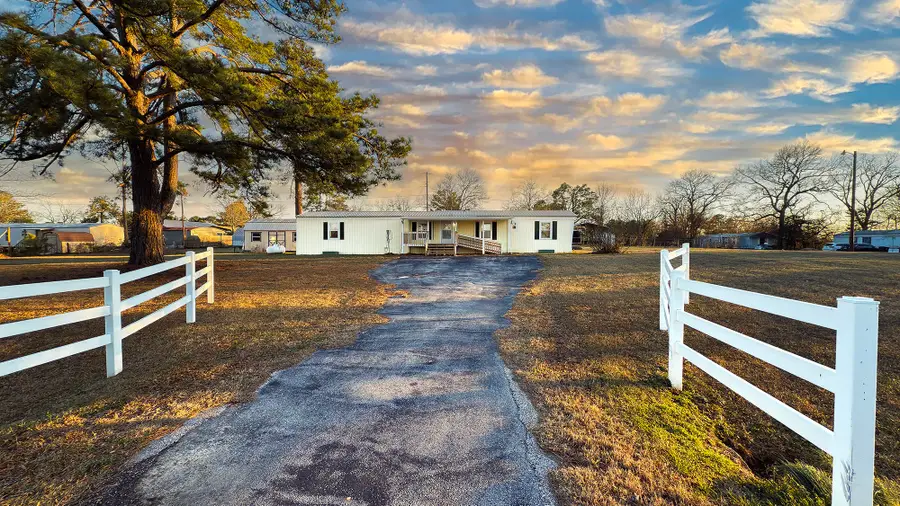 15995 Neches Parkway, Tyler, TX 75704 - Image #3