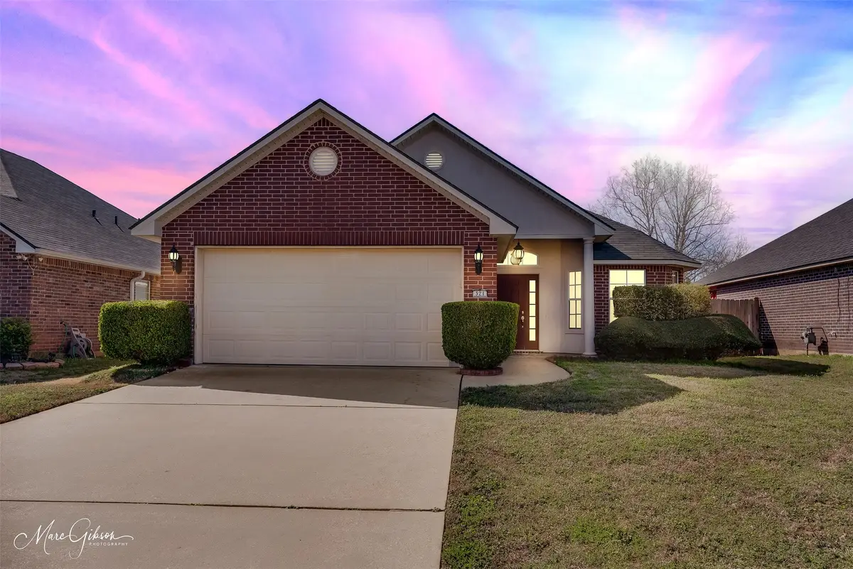 321 Gaston Lane, Bossier City, LA 71112 - Image #1