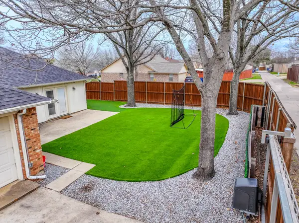 104 Rushcreek Drive, Wylie, TX 75098