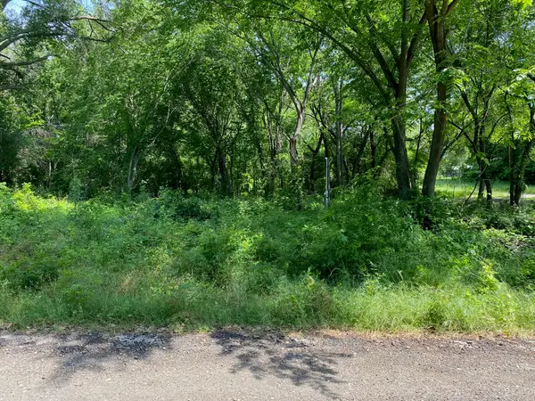 149 Lake Creek Drive, Mabank, TX 75156