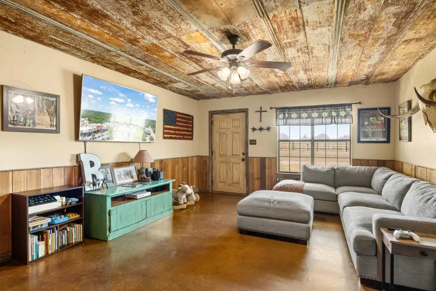 2380 County Road 422, Huckabay, TX 76401 - Image #3