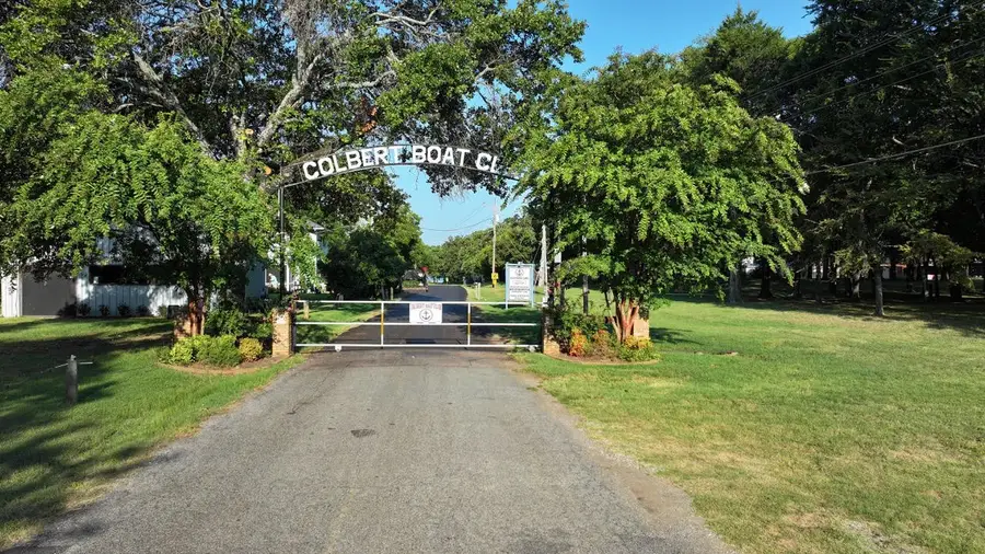 38 Oakwood Drive, Cartwright, OK 74731 - #2