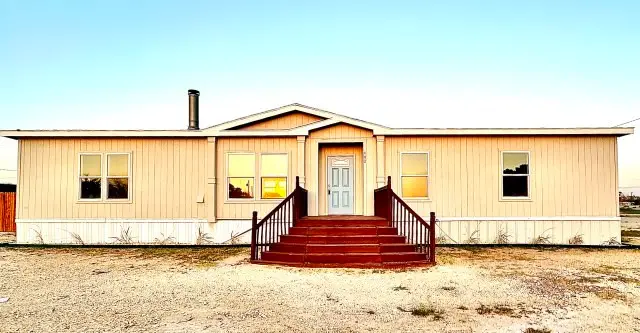 402 N Kilborn Street, Rankin, TX 79778 - Image #1