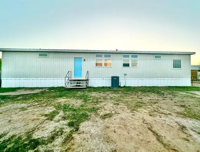 402 N Kilborn Street, Rankin, TX 79778 - Image #3