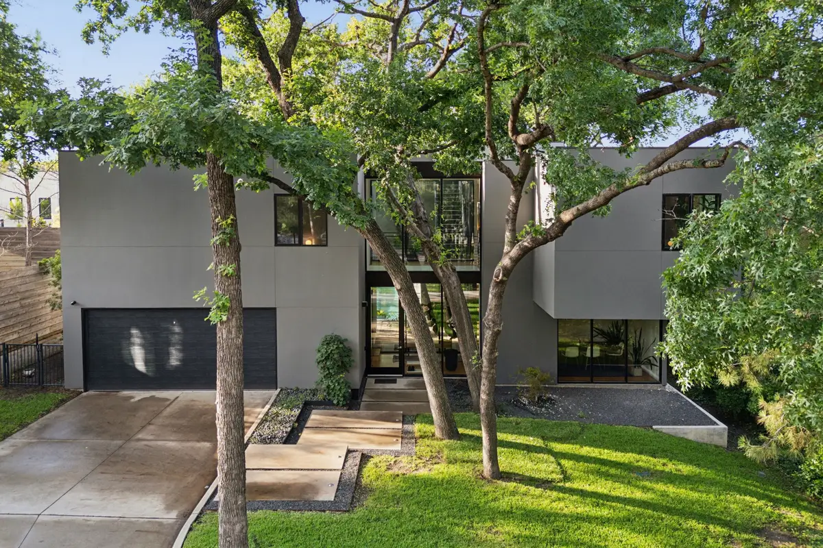 765 Evergreen Hills Road, Dallas, TX 75208 - Image #1