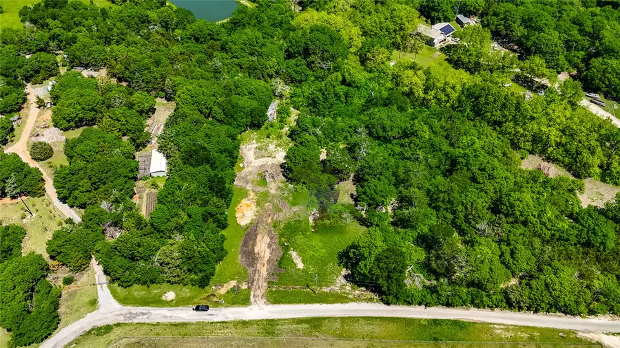 224 Whispering Oaks, Tom Bean, TX 75489 - Image #2