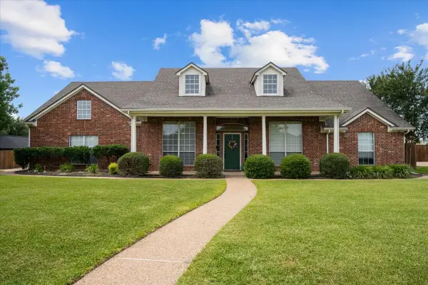 809 Remington Park, Robinson, TX 76706