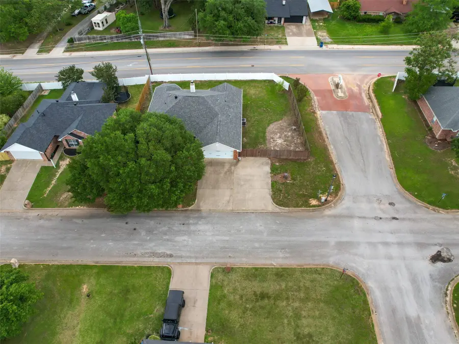 1416 Lakeside Ct, Lindale, TX 75771 - Image #3