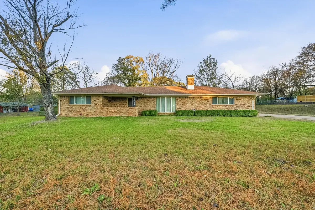 820 Layne Drive, Denison, TX 75020 - Image #1