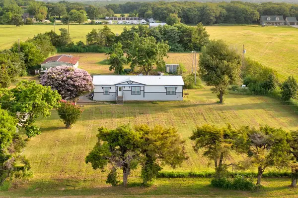 147 Emberson Chapel Road, Pilot Point, TX 76258