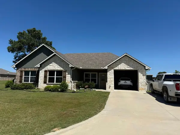 207 Mill Street, Emory, TX 75440