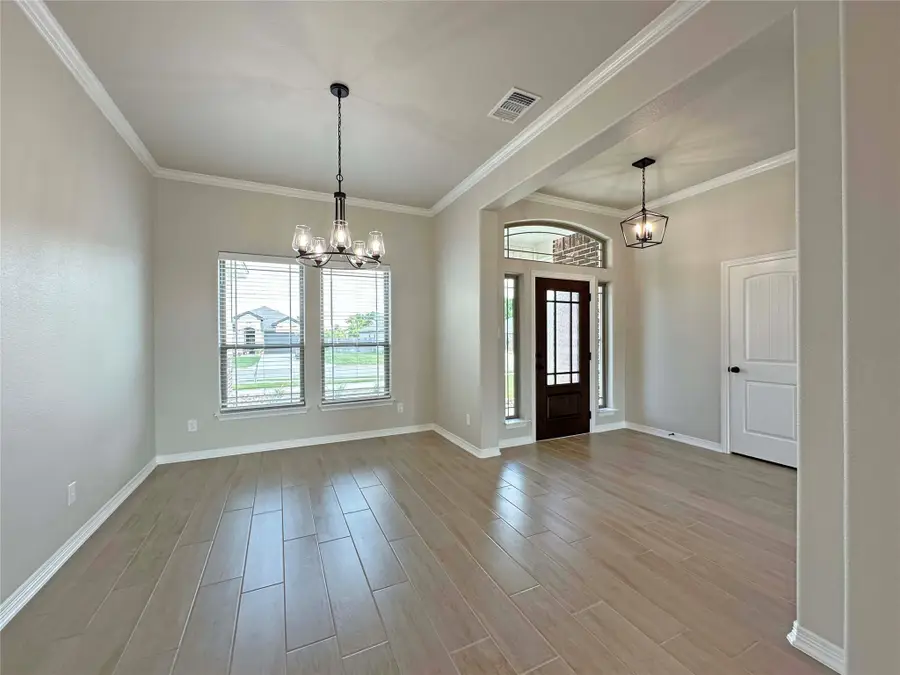 402 Juniper Drive, Troy, TX 76579 - Image #2