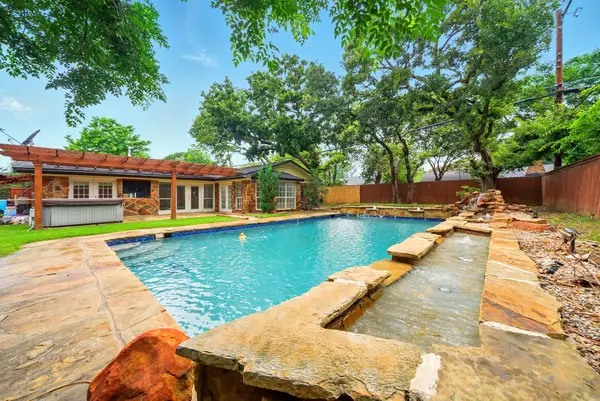 1108 Billie Ruth Lane, Hurst, TX 76053