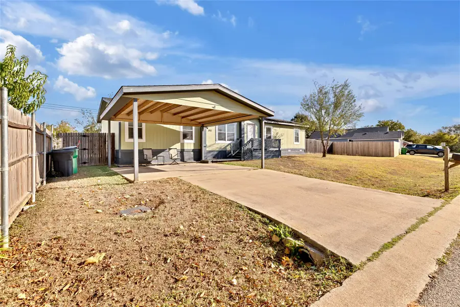 312 6th Street, Joshua, TX 76058 - Image #2