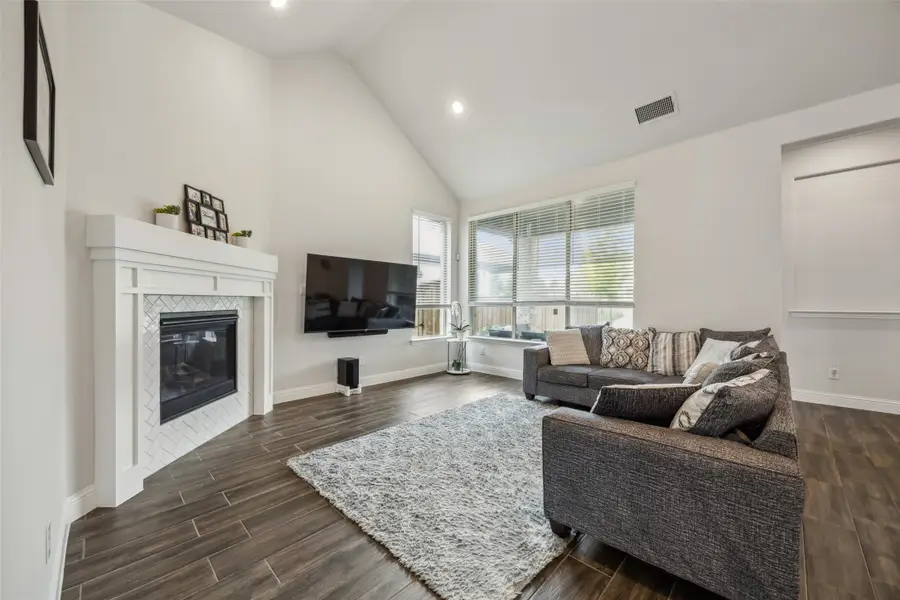 2811 Trinity Ridge Street, Mansfield, TX 76063 - Image #2