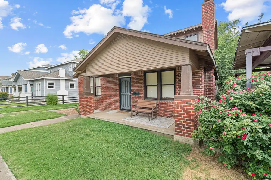 1120 E Terrell Avenue, Fort Worth, TX 76104 - #3