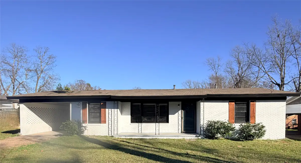 204 Mount Sylvan Street, Lindale, TX 75771 - Image #1